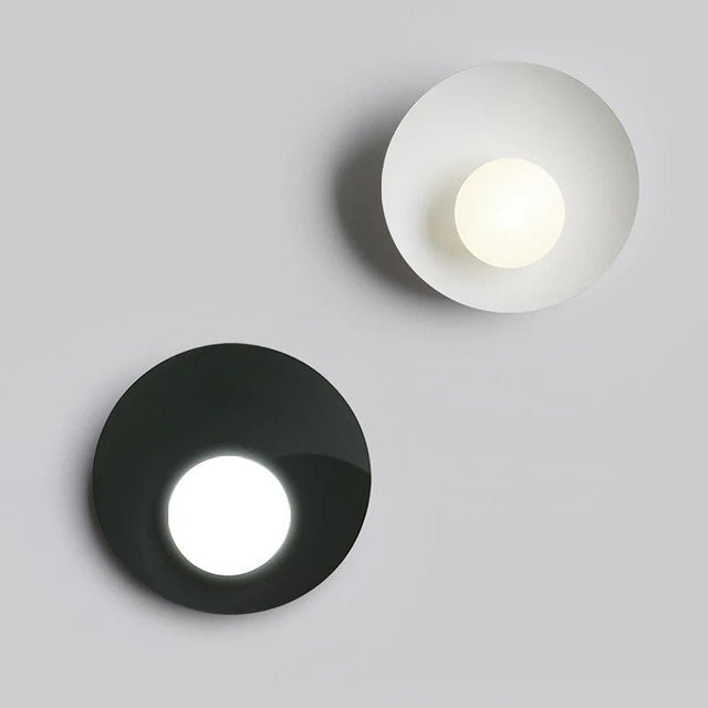 Hugo Wall Lamp