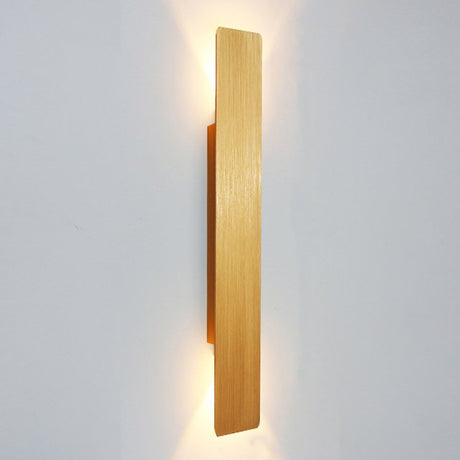 Aurelia Wall Lamp