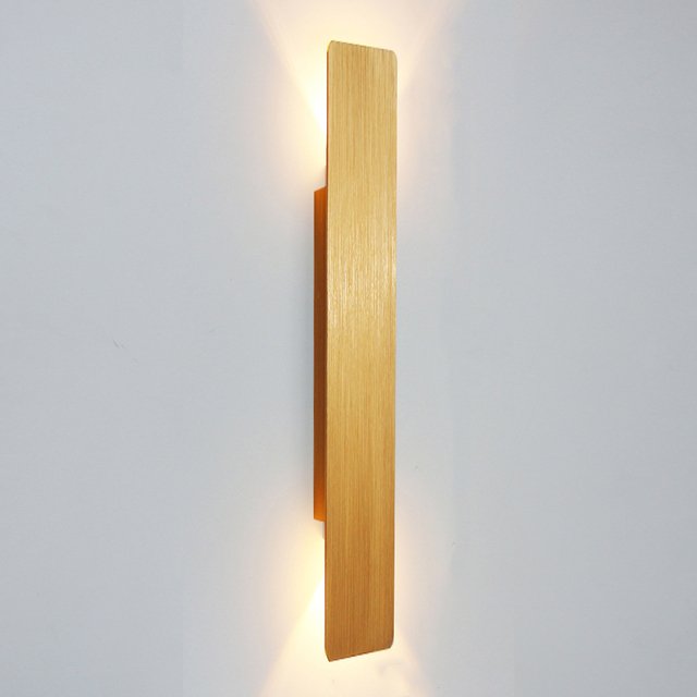 Aurelia Wall Lamp