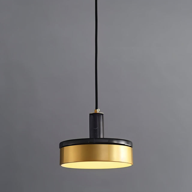 Konigs Pendant Light