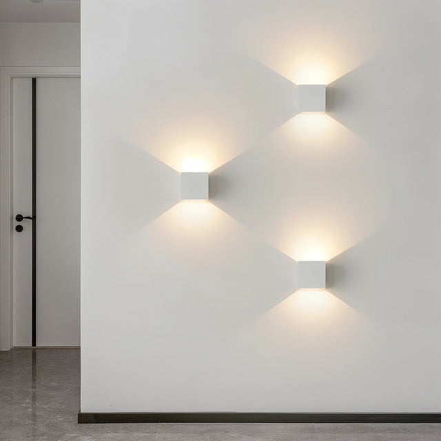 Bridge Wall Lamp