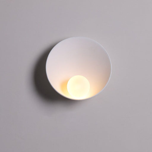 Lucien Wall Lamp - White / 9.4" x 5.11" / 24cm x 13cm - Level Decor