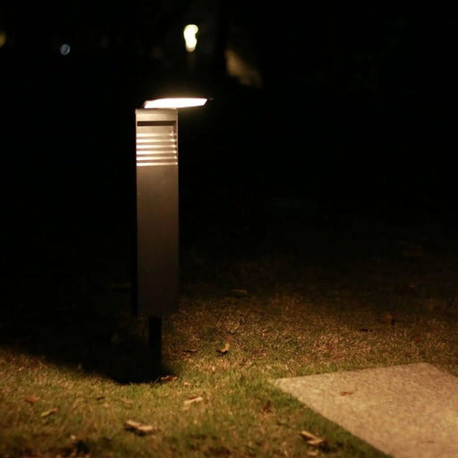 Lucas Outdoor Garden Lamp - Warm White / 6.2" x 3.5" x 16.1" / 16cm x 9cm x 41cm - Level Decor