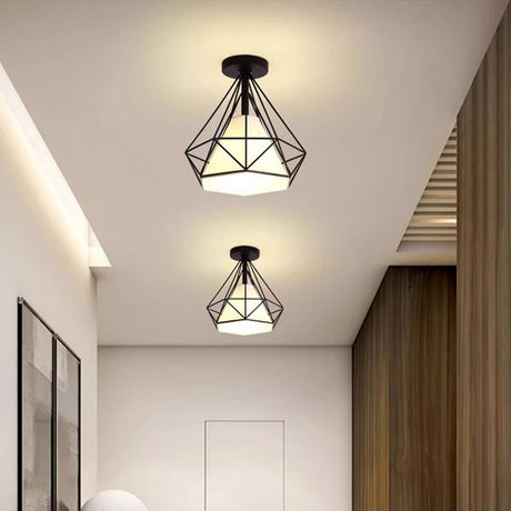 Sarmilik Ceiling Light