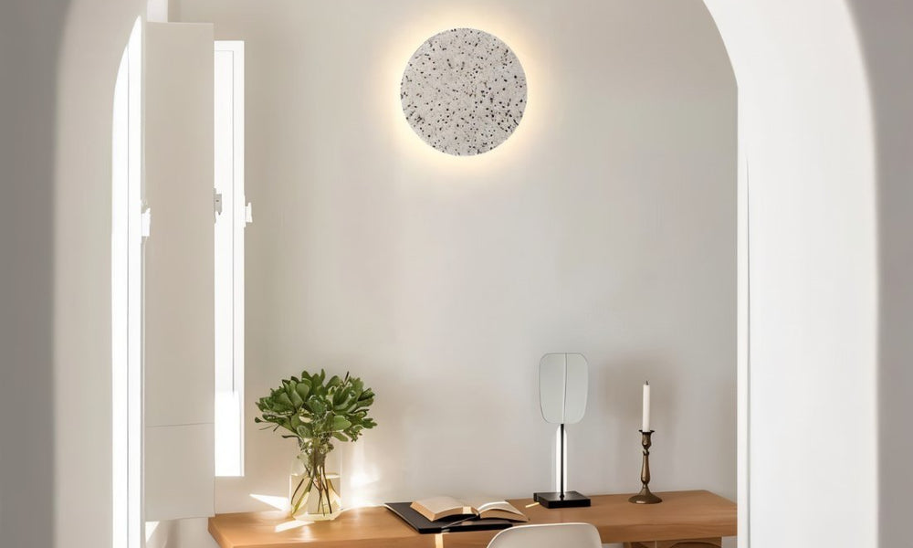 {"type":"root","children":[{"type":"paragraph","children":[{"type":"text","value":"Radiant Halo Illumination"}]}]}