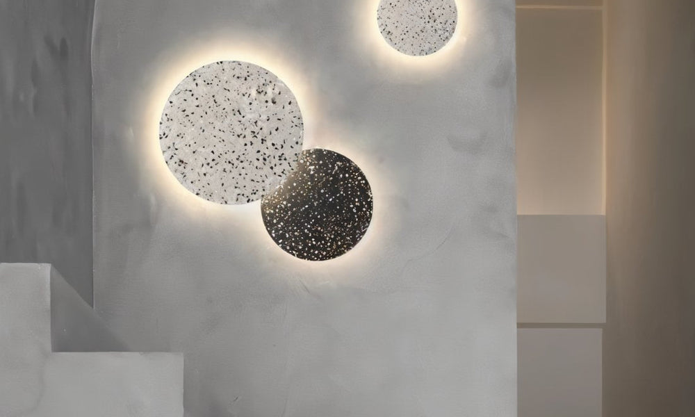 {"type":"root","children":[{"type":"paragraph","children":[{"type":"text","value":"Understated Statement Piece"}]}]}