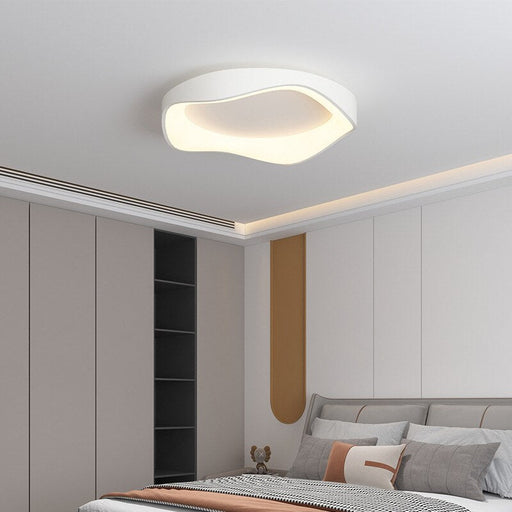 Luciana Ceiling Light - Irregular - White - 16.5"W x 16.5"D x 3.6"H / 27W / With Remote - Level Decor
