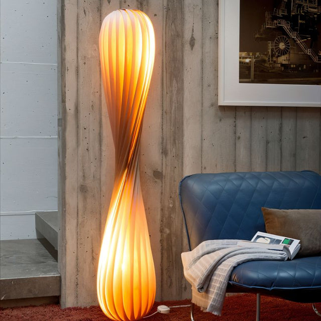 Scope Floor Lamp