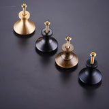 Ammitsbol Knob
