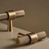 Begna Pull Bar