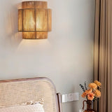 Mesinge Wall Lamp