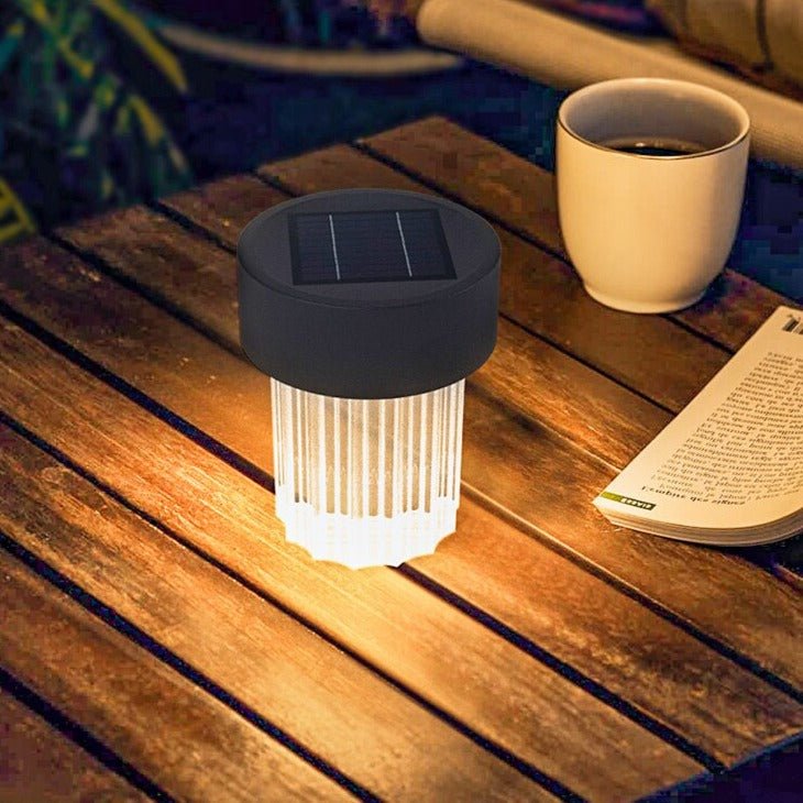 Léon Outdoor Garden Lamp