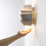 Eraines Wall Lamp