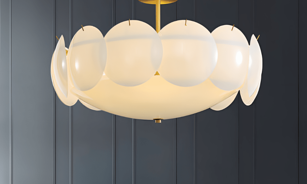 {"type":"root","children":[{"type":"paragraph","children":[{"type":"text","value":"Luminous Radiance From Every Perspective"}]}]}