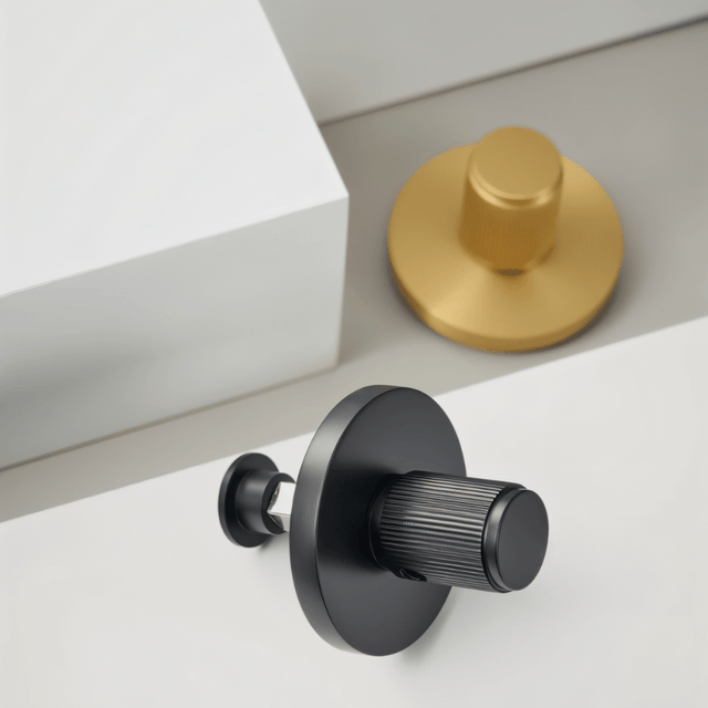Muance Handle