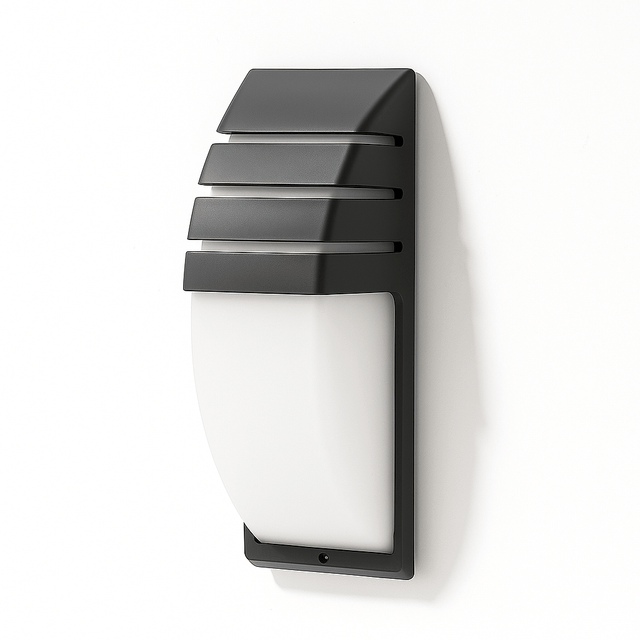 Kroderen Wall Lamp