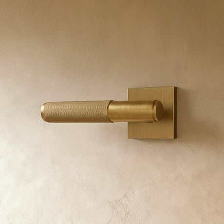 Ardeche Handle