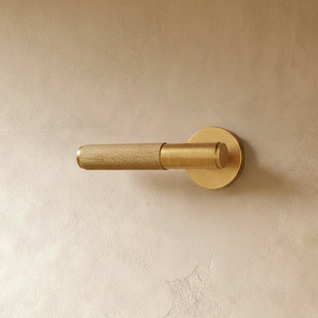 Ardeche Handle