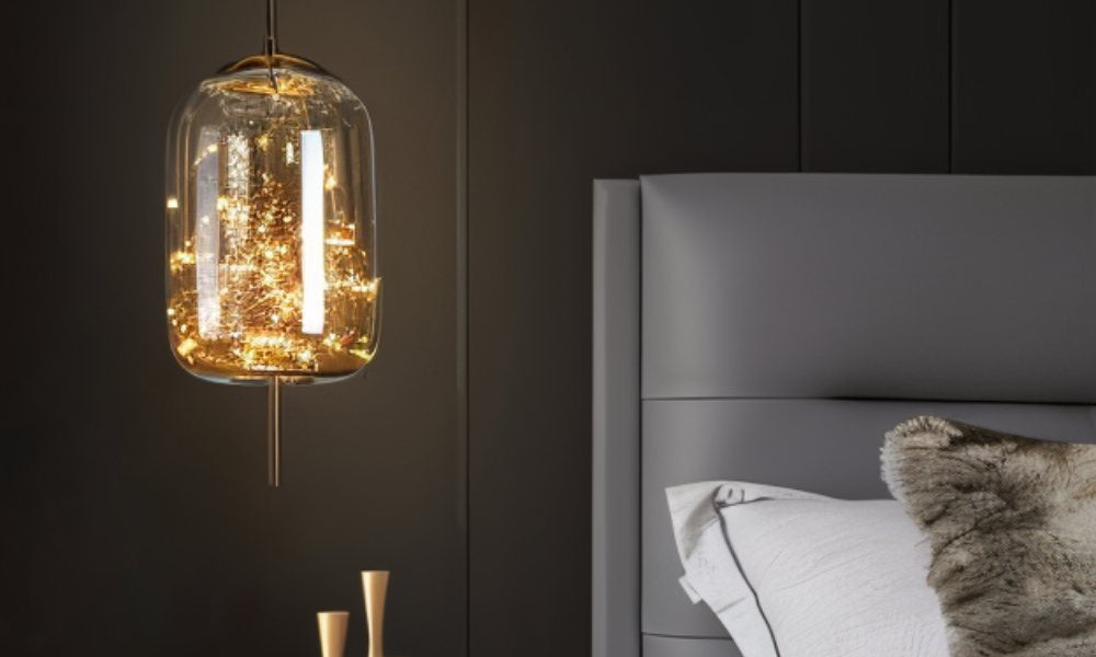 {"type":"root","children":[{"type":"paragraph","children":[{"type":"text","value":"Intimate Chamber Lighting"}]}]}