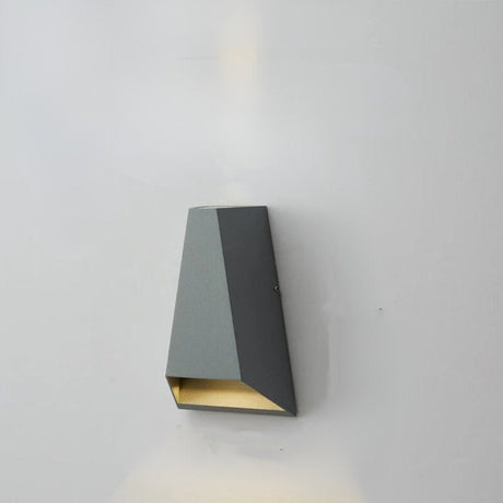 Luna Outdoor Wall Lamp