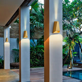 Luna Outdoor Wall Lamp