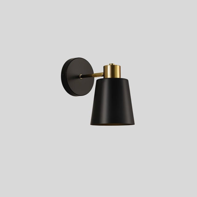 Gavrus Wall Lamp