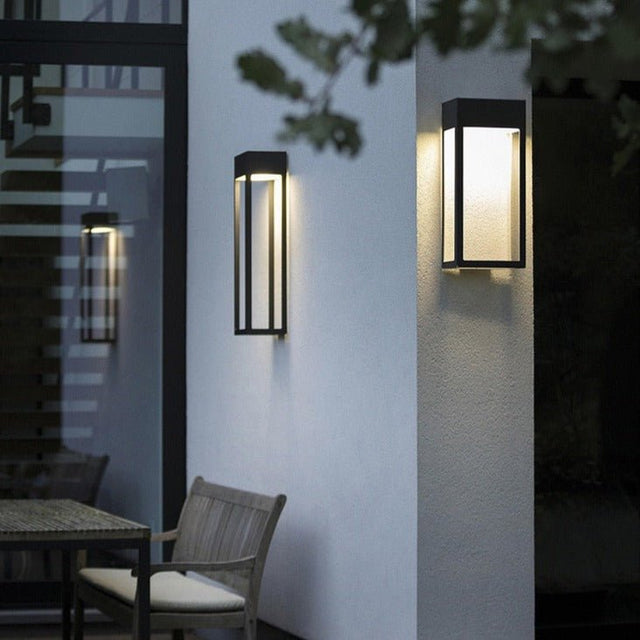 Viktor Outdoor Wall Lamp