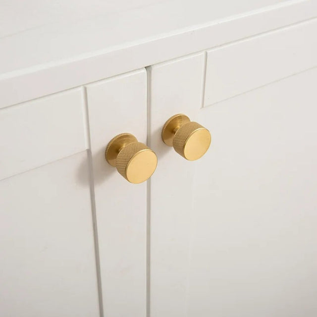 Vagur Knob