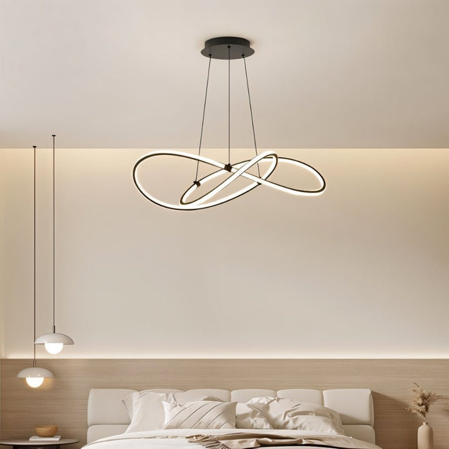 Valtopina Chandelier