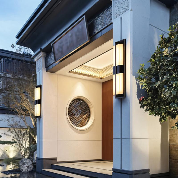 {"type":"root","children":[{"type":"paragraph","children":[{"type":"text","value":"Sophisticated Foyer Illumination"}]}]}