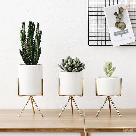 Minimalist Nordic Style Ceramic Iron Art Vase - Level Decor
