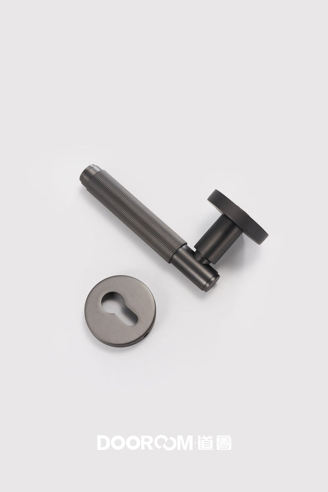 Modern Brass Door Lock Set - Level Decor