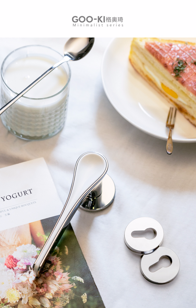 Sleek Two-Tone Door Handle - Level Decor