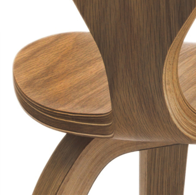 Wooden Retro Style Dining Chair - Level Decor